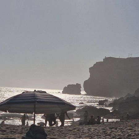 Marilaura'S Beach House Nazaré Exterior photo